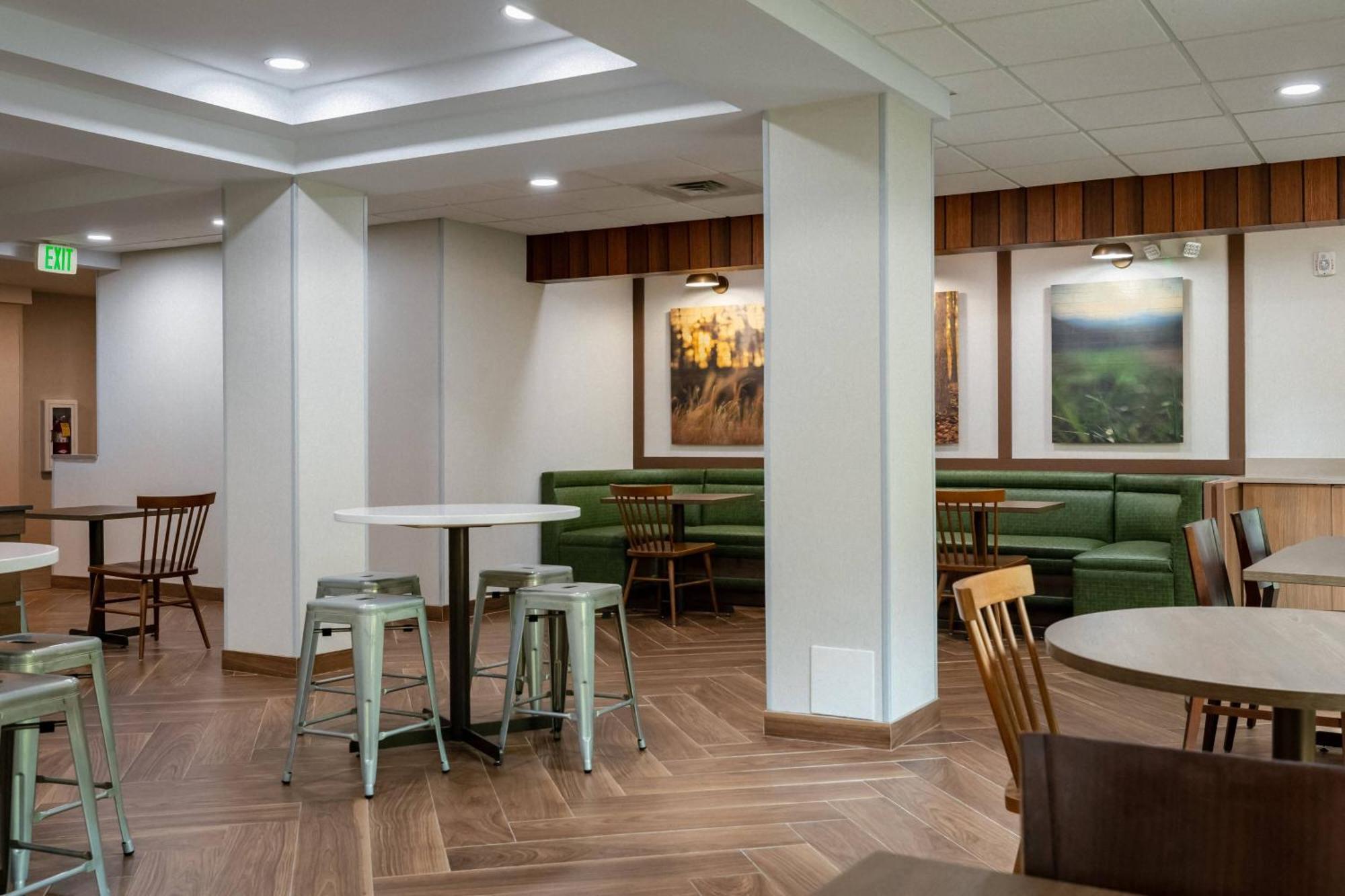 Fairfield Inn & Suites By Marriott Atlanta Stonecrest Lithonia Exterior photo