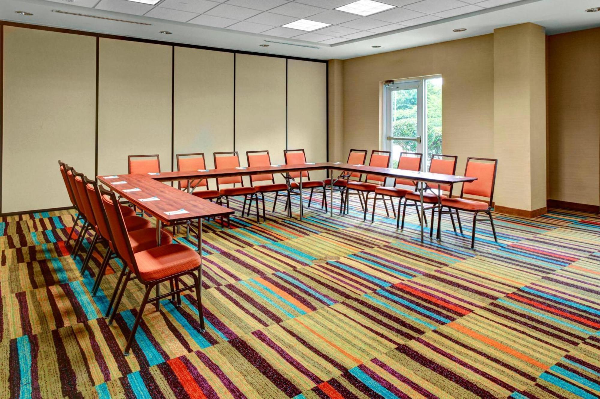 Fairfield Inn & Suites By Marriott Atlanta Stonecrest Lithonia Exterior photo