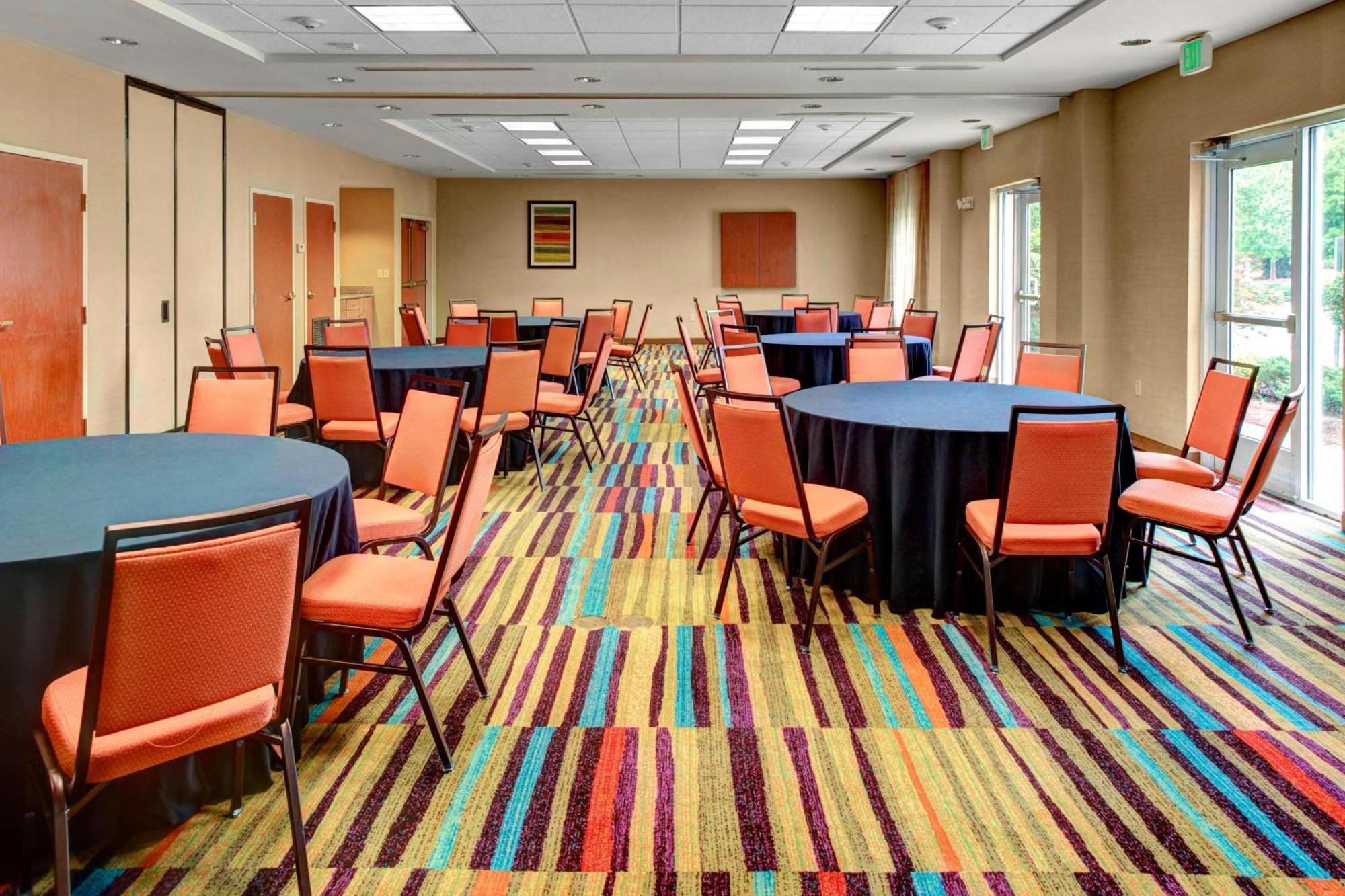Fairfield Inn & Suites By Marriott Atlanta Stonecrest Lithonia Exterior photo